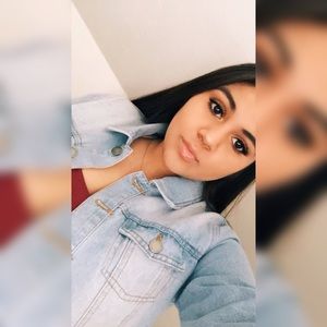 Meet your Posher, Jayda